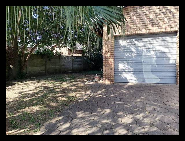 4 BEDROOM HOUSE FOR SALE IN MEER EN SEE